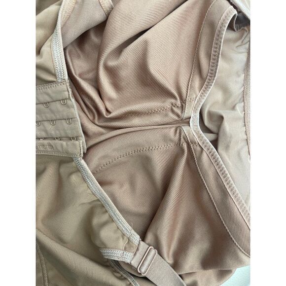 Glamorise No-Bounce Camisole Sports Bra Size 44F - Picture 8 of 15